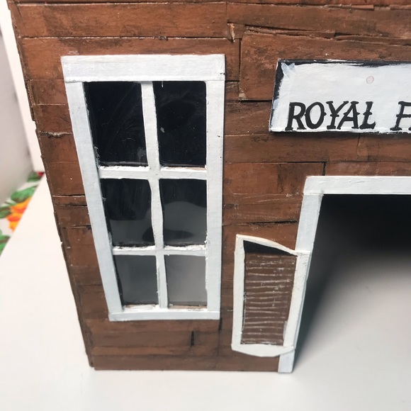 HP -Guinea Pig Wild West Saloon -  made to order! - Picture 5 of 12